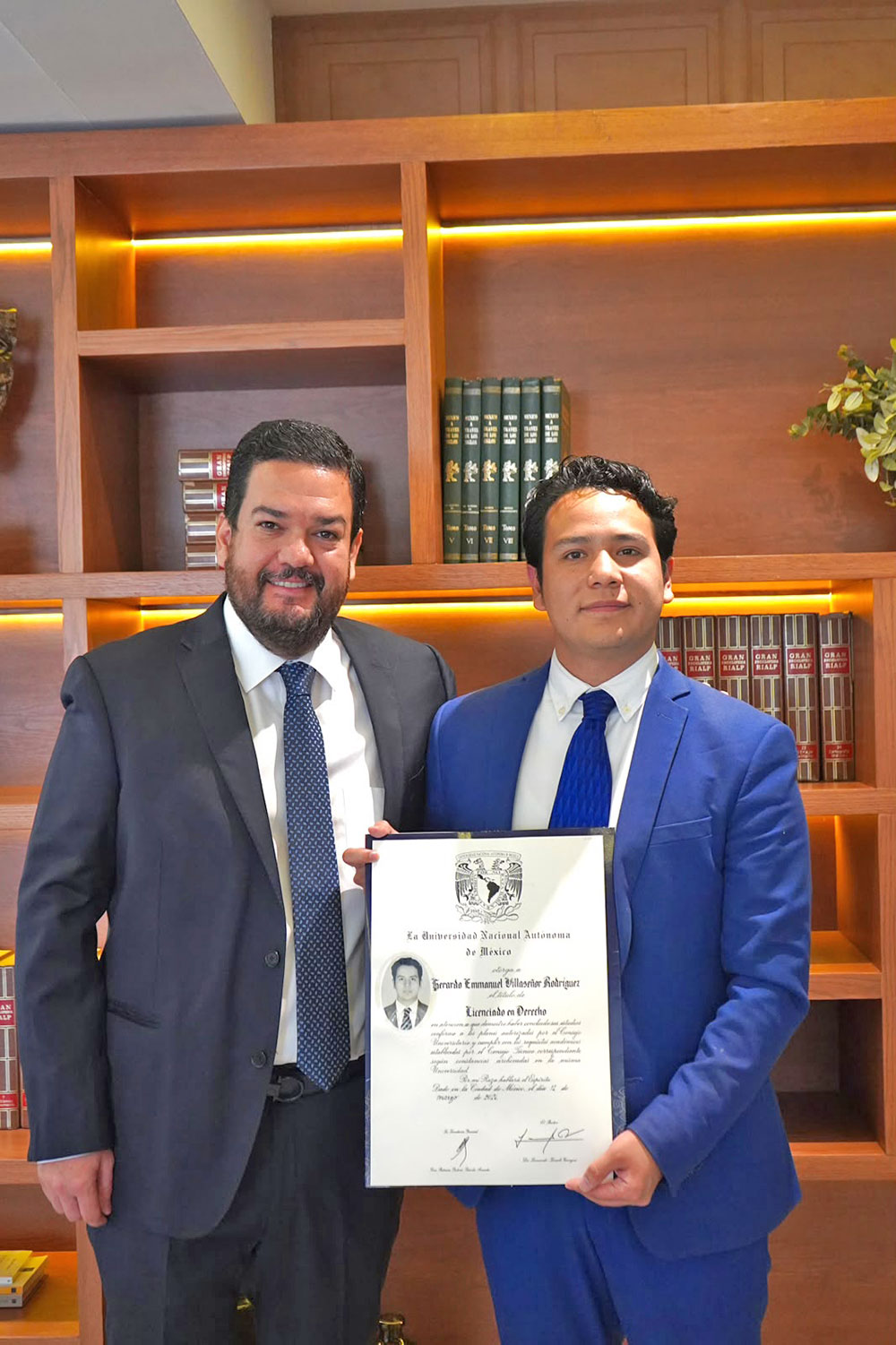 PFHR Abogados celebra la obtención del título profesional de Emmanuel Villaseñor